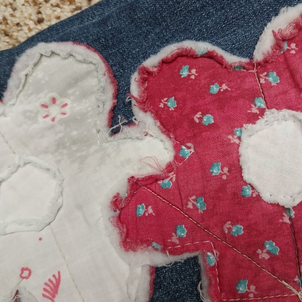 3330 Size 12 American Eagle High-rise Appliqued Quilted Bleach Dyed Jeans - Picture 3 of 7